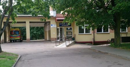 Koronawirus w Polsce. Mława. Pacjentka szpitala z COVID-19. Wstrzymano przyjęcia na oddział internistyczny