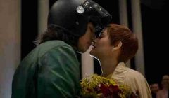 Film "Annette" Leosa Caraxa to muzyczna opowieść o ciemnej stronie ludzkiej natury