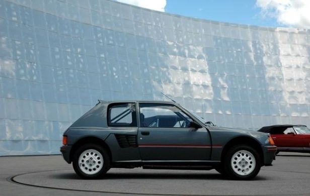 Peugeot 205