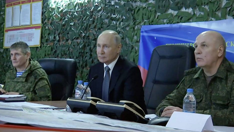  Dowódca rosyjskich wojsk powietrznodesantowych WDW generał-pułkownik Michaił Teplinski (po lewej) ma być nadzieją Putina na odwrócenie losów wojny w Ukrainie