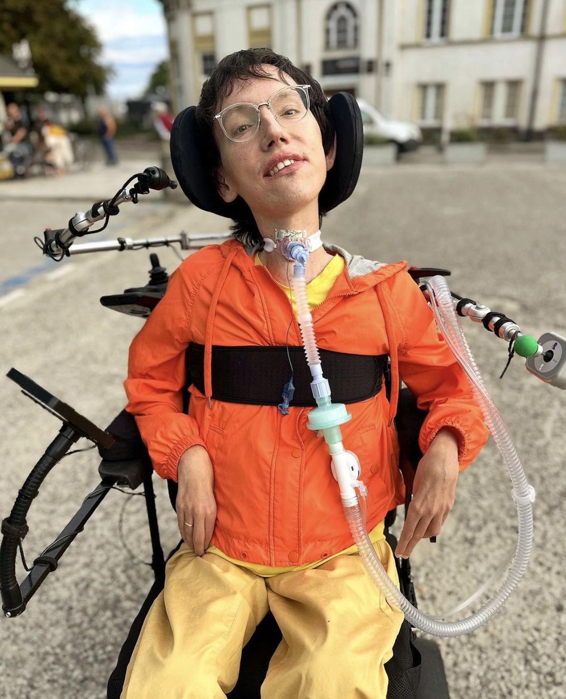 Wojtek Sawicki z "Life on Wheelz"
