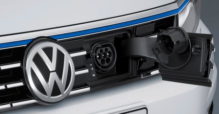 Koncern Volkswagena chce wprowadzić co najmniej 20 hybryd i aut elektrycznych przez najbliższe 5 lat