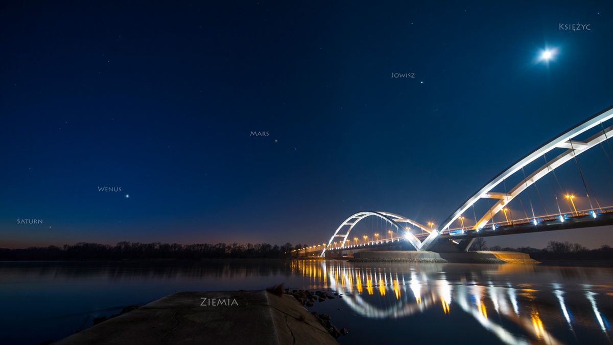 5 planet w jednej linii na porannym niebie 1