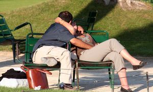 Jeździła w delegacje. Mąż był w szoku, gdy odkrył, z kim go zdradza