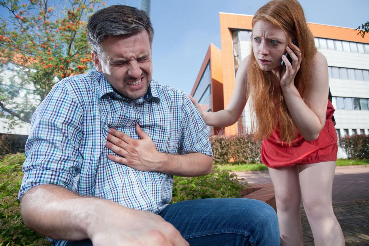 Zawał serca - charakterystyka, działanie serca, przyczyny zawału, profilaktyka, objawy, rozpoznanie, leczenie, powikłania