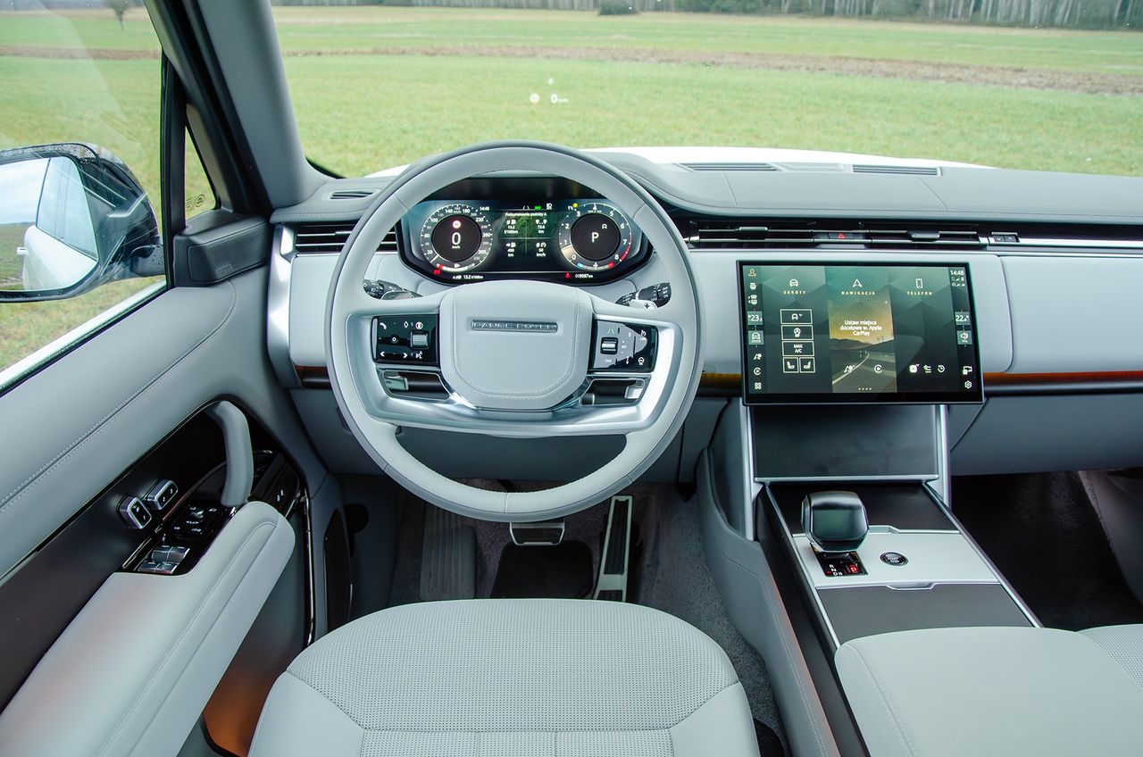 Range Rover P615 LWB