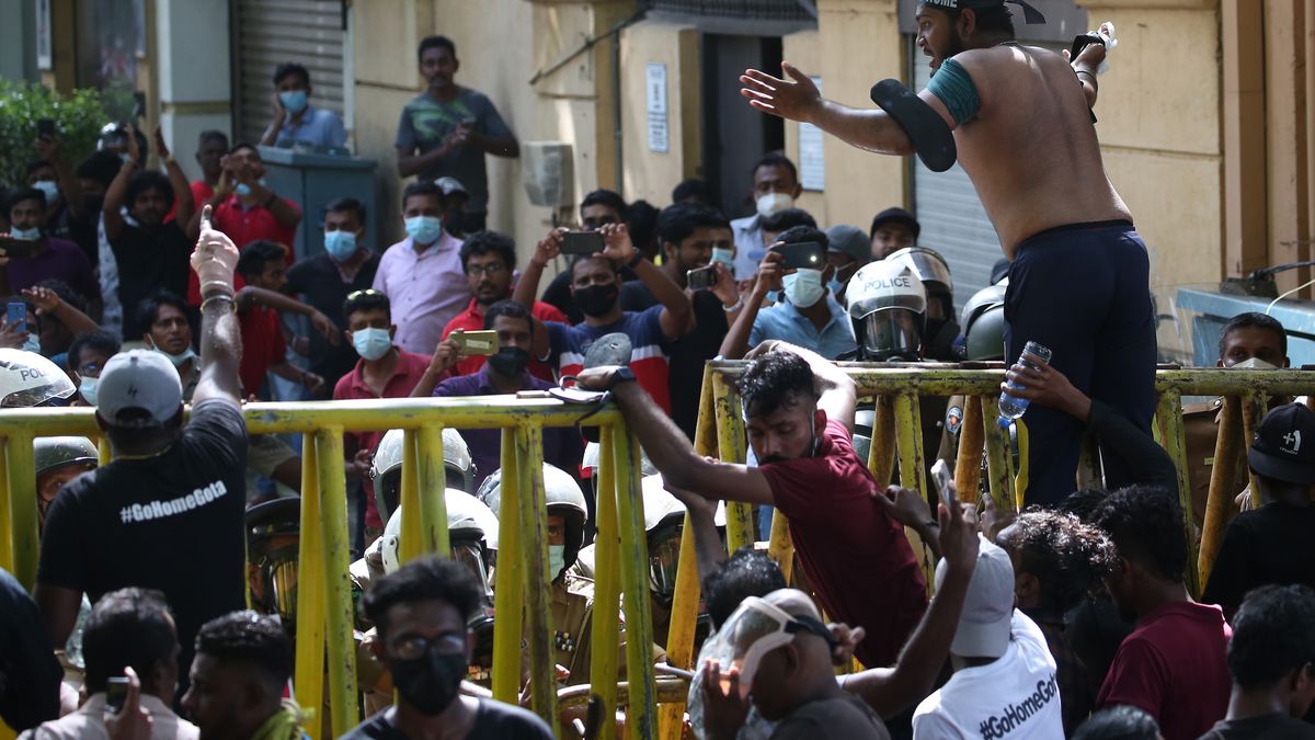 Sri Lanka pogrąża się w chaosie