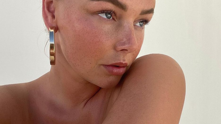 Vivian Hoorn jest znaną influencerką body positive