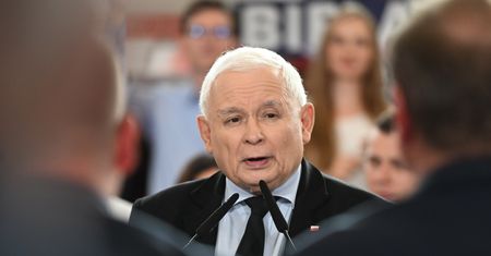 Kaczyński jedzie do Brukseli. Wiadomo, z kim stawi się na proteście