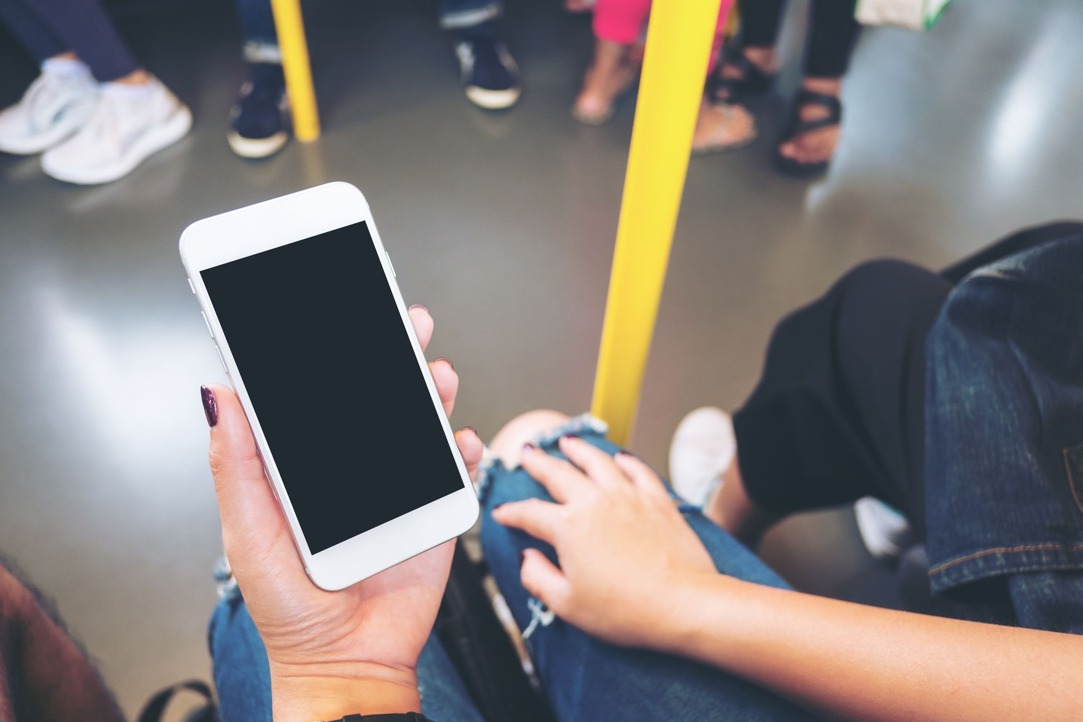 Jeszcze smartfon czy już tablet? Telefony z dużymi ekranami za niewielkie pieniądze 1