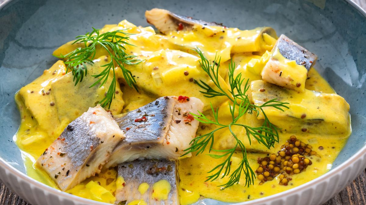 Ta przyprawa świetnie pasuje do śledzi