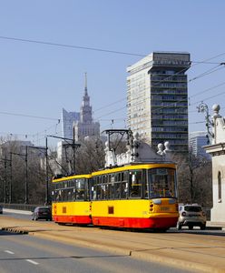 Warszawa. Na moście Poniatowskiego tramwaj potrącił pieszego