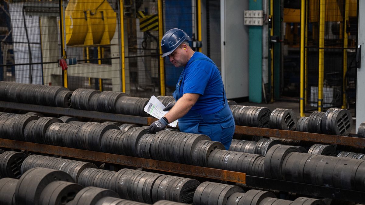 BERLIN, GERMANY - AUGUST 27: An employee works at the AWB Aluminiumwerk Berlin GmbH aluminum parts manufacturer, which employs Germans and foreign workers, some of whom are refugees, on August 27, 2024 in Berlin, Germany. Germany is facing an acute nationwide shortage of skilled labor. (Photo by Tamir Kalifa/Getty Images)
