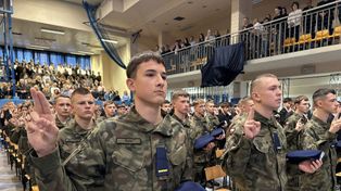 Tomaszów Mazowiecki: Dzień Patronai ślubowanie w ZSP nr 1
