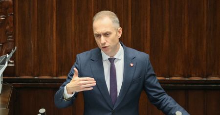MON o zmianie procedur. Pilot będzie mógł zestrzelić obcy statek powietrzny