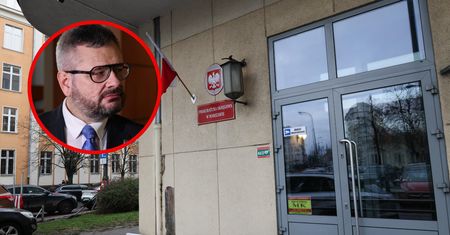 Kierowcy warszawskiej prokuratury oskarżeni. Wyrzucono ich z pracy
