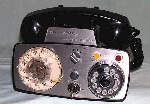 Jak wyglądały przenośne telefony w 1964 roku? 1