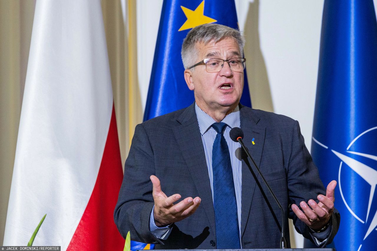 Komorowski wskazał dwie partie. To na nie odda z żoną głos