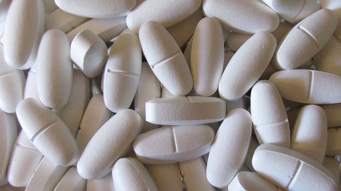 Osteogenon to lek wydawany na receptę.