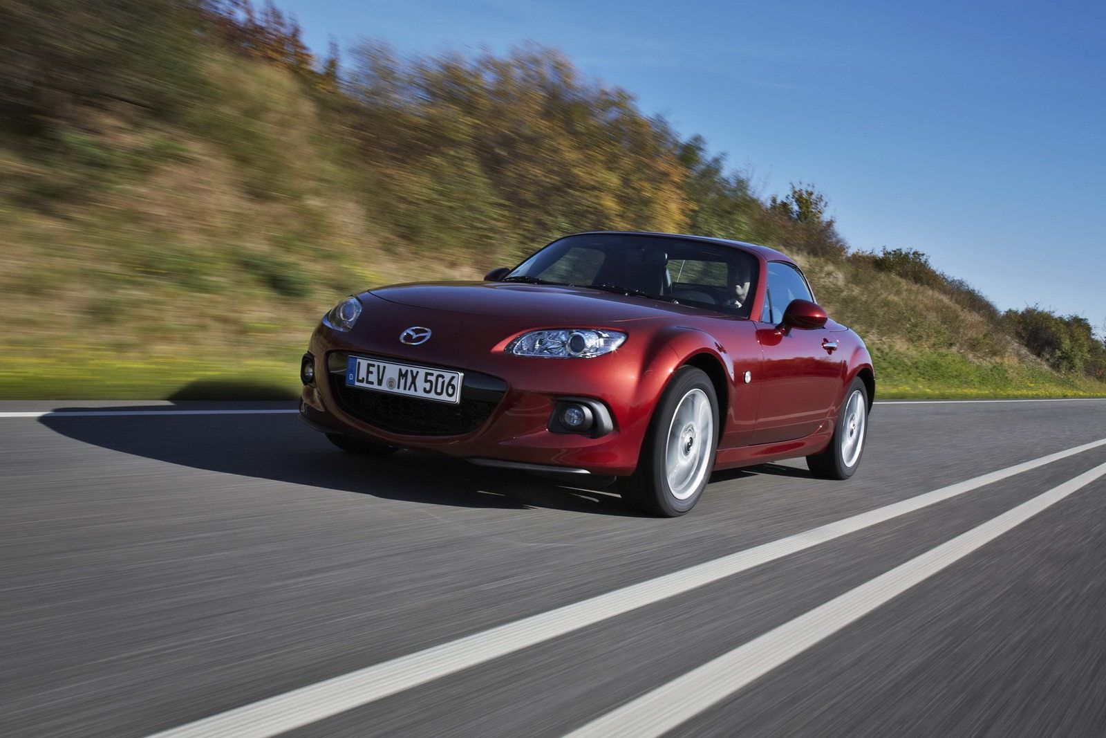 2013 Mazda MX-5 - kultowy roadster po kuracji odmładzającej [galeria] 30