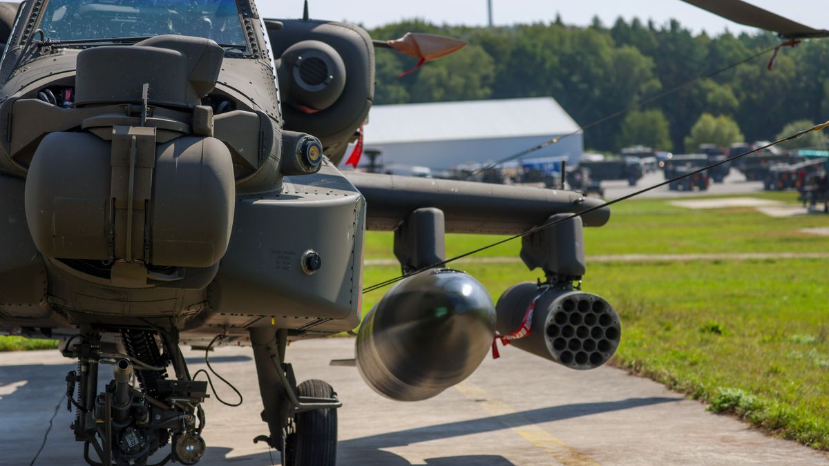A US Army AH-64 Apache combat helicopter during the 'Saber Junction 24' US military and North Atlantic Treaty Organization (NATO) training exercise at the US Army's Hohenfels training Area in Hohenfels, Germany, on Friday, Sept. 6, 2024. Ukrainian President Volodymyr Zelenskiy reinforced his plea for allies to accelerate weapons deliveries to help halt Russian advances as he met with defense ministers in Germany. Photographer: Alex Kraus/Bloomberg via Getty Images