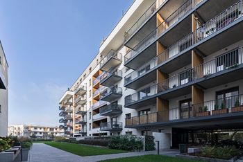 Szukasz mieszkania na wynajem? Koszty wciąż wysokie, ale są pozytywne trendy