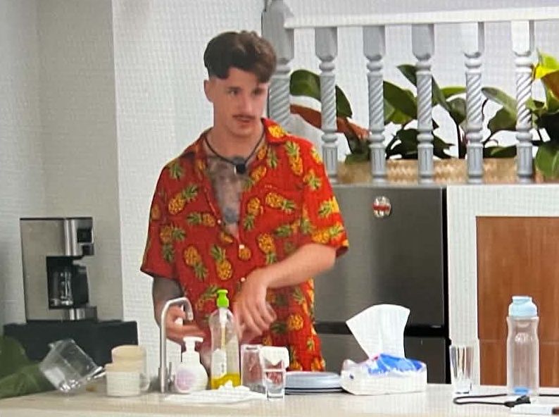 Szymon Królik w "Hotelu Paradise" 
