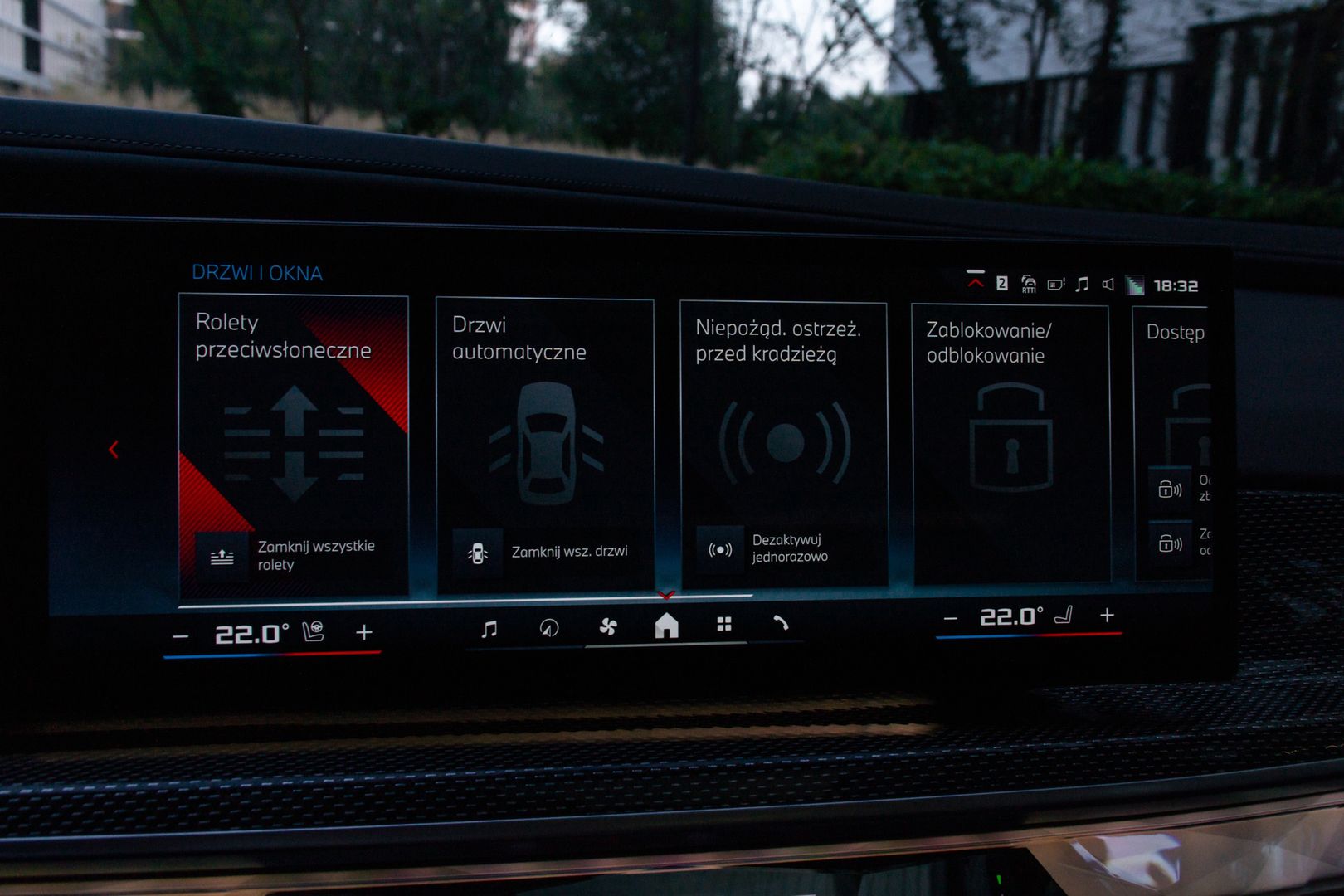 BMW i7 M70