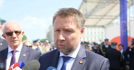 Kierwiński nie odpuszcza i zapowiada pozwy. Są pierwsze nazwiska