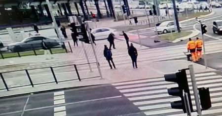 Zarzut dla nożownika z Poznania. Co dokładnie nagrały kamery monitoringu?