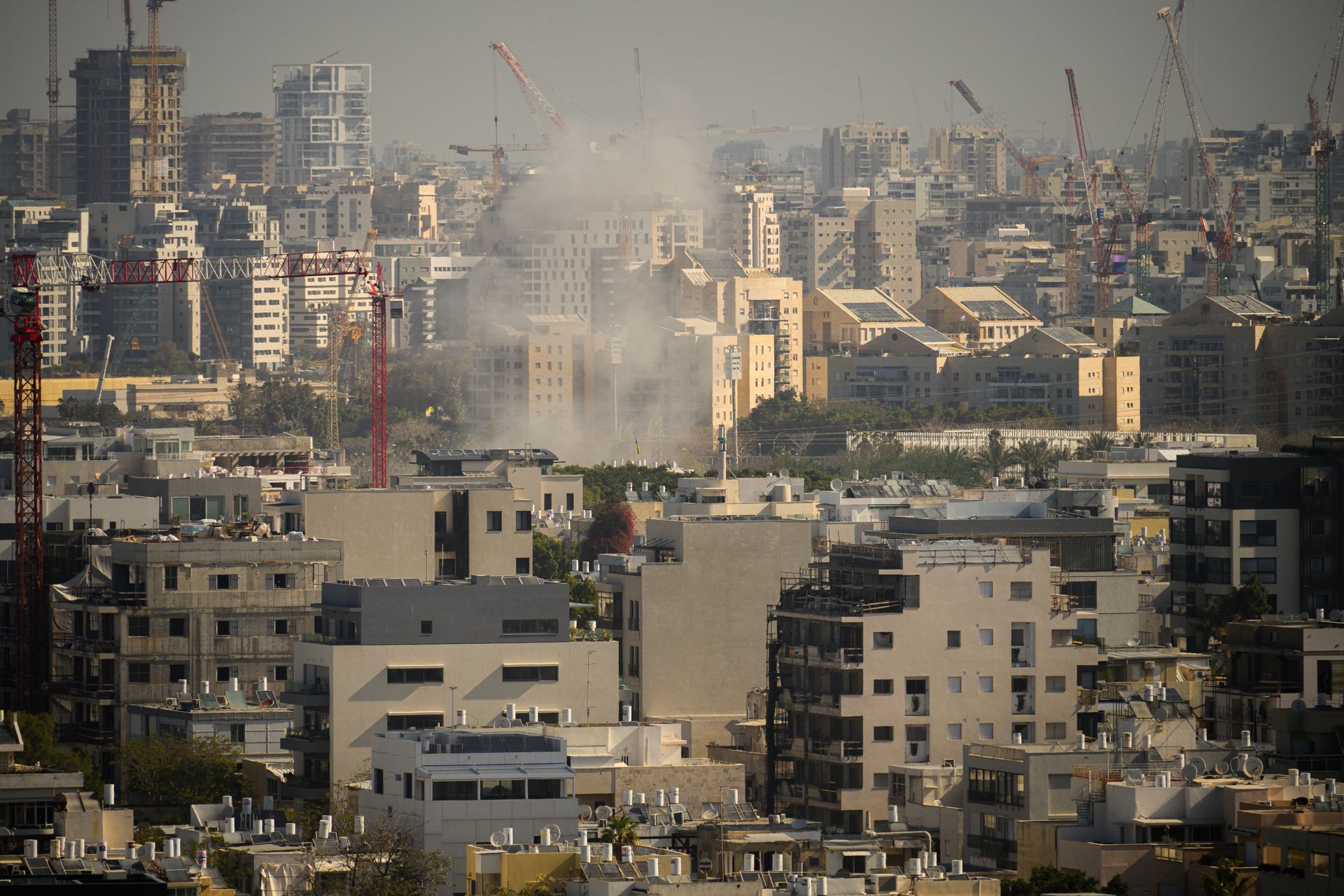 Działo się w nocy. Izrael atakowany. Syreny alarmowe w Tel Awiwie