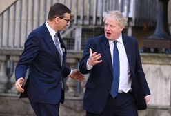 Bloomberg: Johnson rozczarowany decyzją Morawieckiego