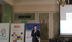 Public relations stygmatyzowany w mediach "nie bez winy PR-owców i polityków"