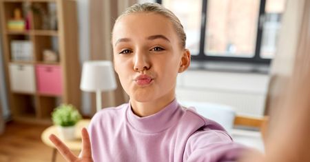 Czy często robisz selfie? Jeżeli tak, jesteś prawdopodobnie samotny