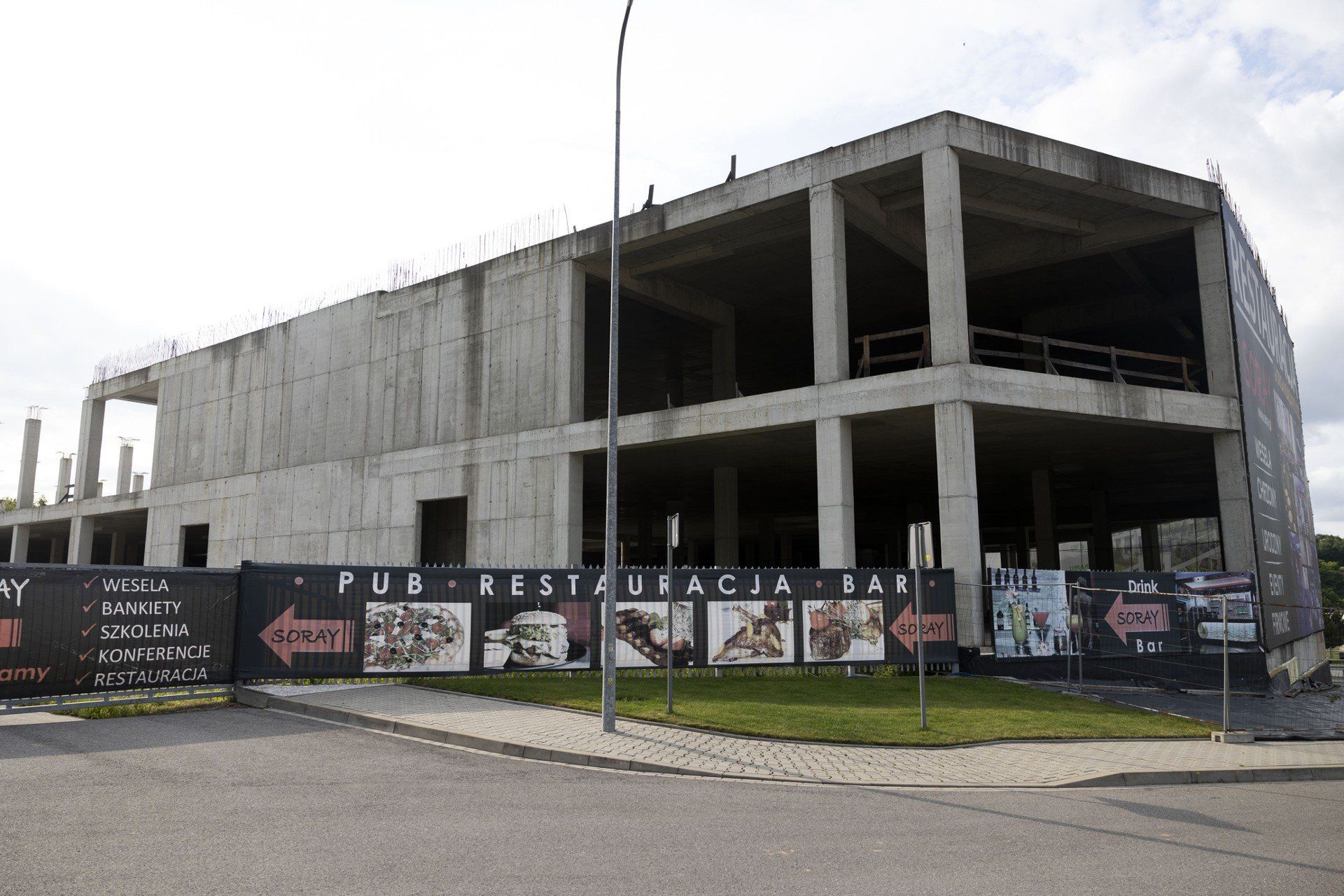 Galeria Wieliczka miała przypominać krakowską Galerią Kazimierz. Skończyło się na planach
