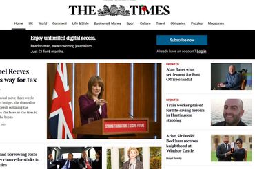 "The Times" opublikował dwa fałszywe artykuły. 