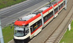 Zapytał młodą kobietę o rajstopy. Chwilę później w tramwaju zrobiło się nerwowo