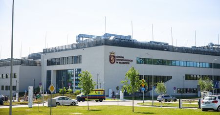 Ochroniarze pobili pacjenta. Jest reakcja szpitala i policji