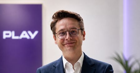Mateusz Rzempała obejmuje komunikację korporacyjną w Play