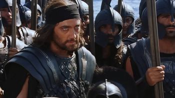 Tego filmu NIE MOŻNA PRZEGAPIĆ. Już dziś TVN pokaże historyczne dzieło w gwiazdorskiej obsadzie