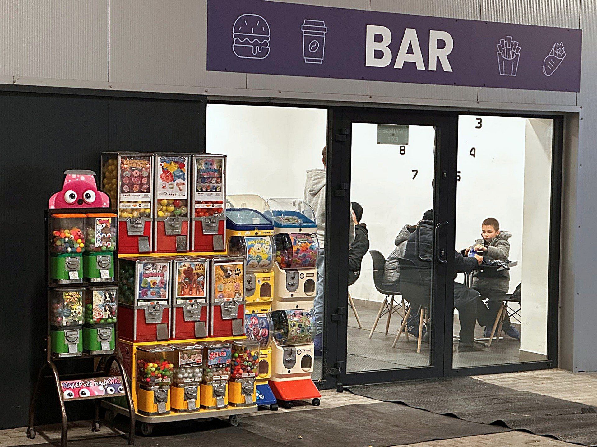 Ośrodek Sportu i Rekreacji otworzył dzisiaj kryte lodowisko