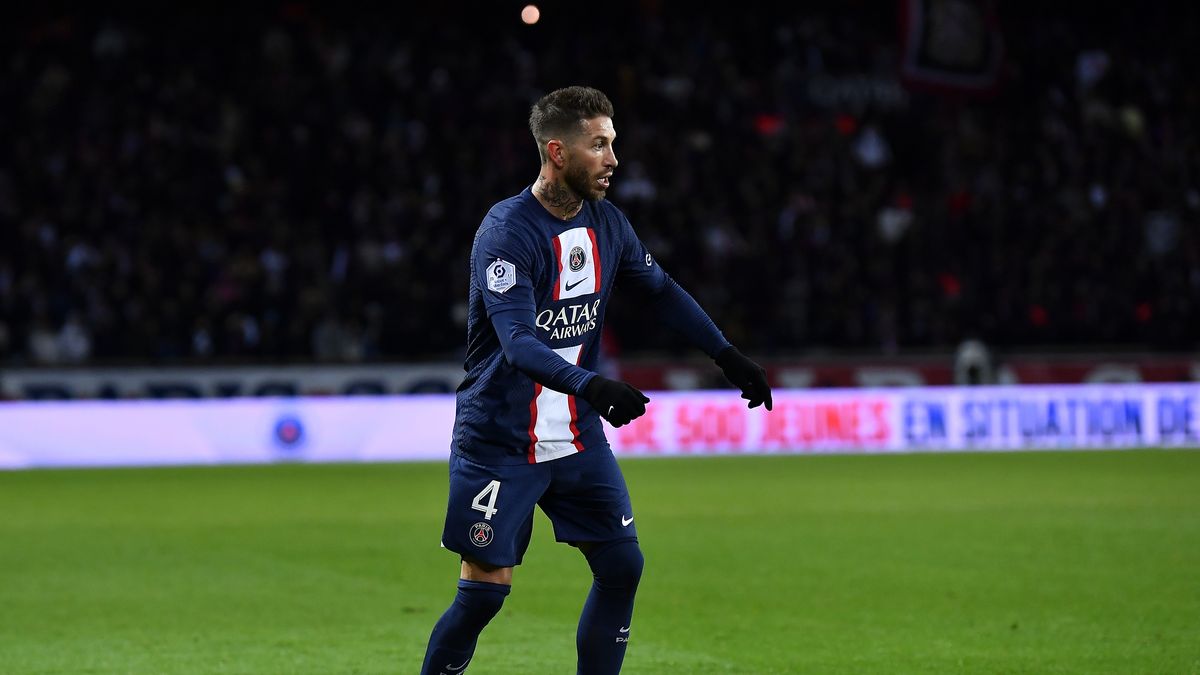 PARIS, FRANCE - DECEMBER 28: Sergio Ramos of Paris Saint-Germain runs with the ball during the Ligue 1 match between Paris Saint-Germain and RC Strasbourg at Parc des Princes on December 28, 2022 in Paris, France. (Photo by Aurelien Meunier - PSG/PSG via Getty Images)