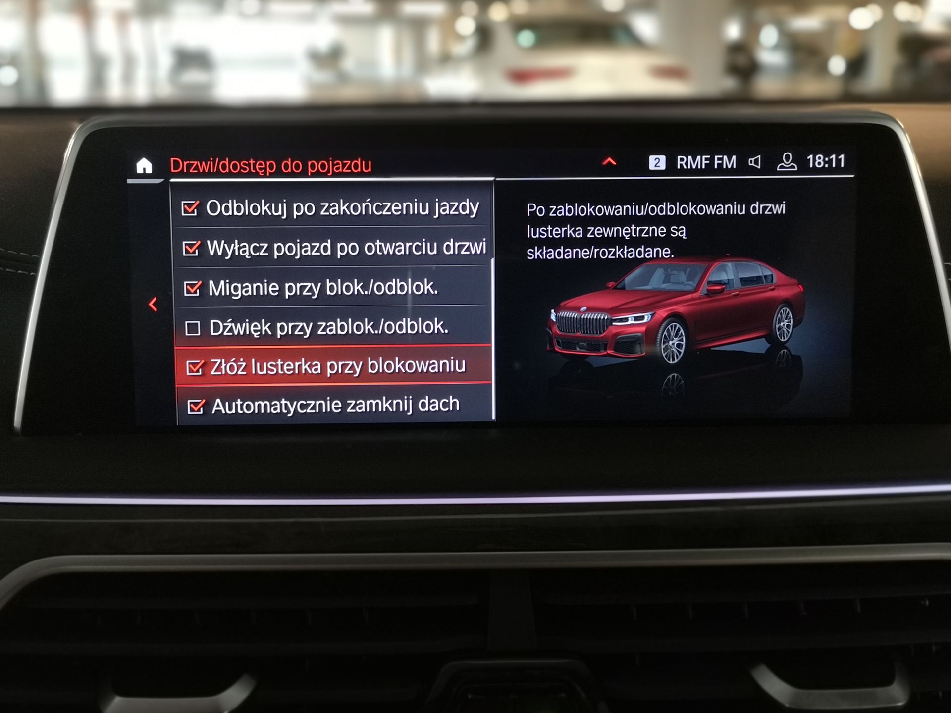 BMW 750i xDrive: Systemy wsparcia kierowcy, Night Vision, zdalne sterowanie i audio Bowers & Wilkins 21