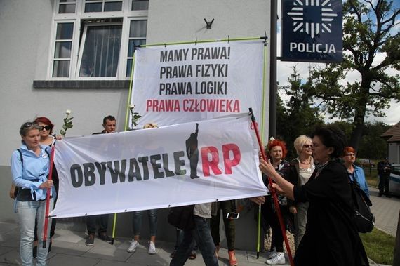 "Warszawa zhańbiona". Obywatele RP na trasie przemarszu ONR