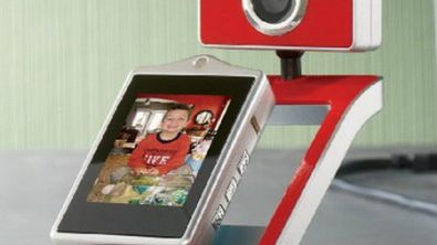 Kamera, cyfrowa ramka i zegarek w jednym 1