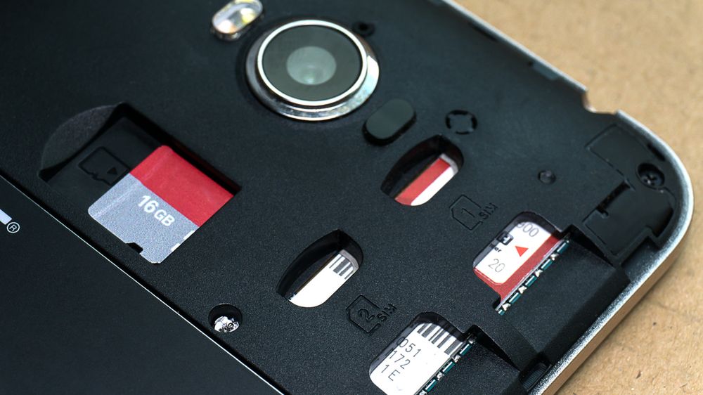 Telefon z Dual SIM: jak działa w praktyce? Wyjaśniamy zalety i wady 1