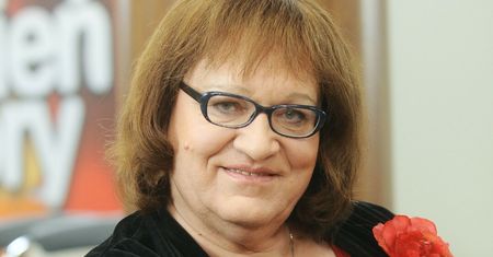 Dawno niewidziana Anna Grodzka uhonorowana nagrodą podczas gali Korony Równości 2022. Jak dziś wygląda? (ZDJĘCIA)