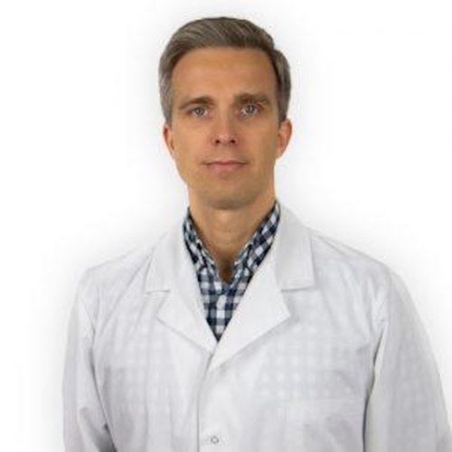 Dr n. med. Rafał Becht