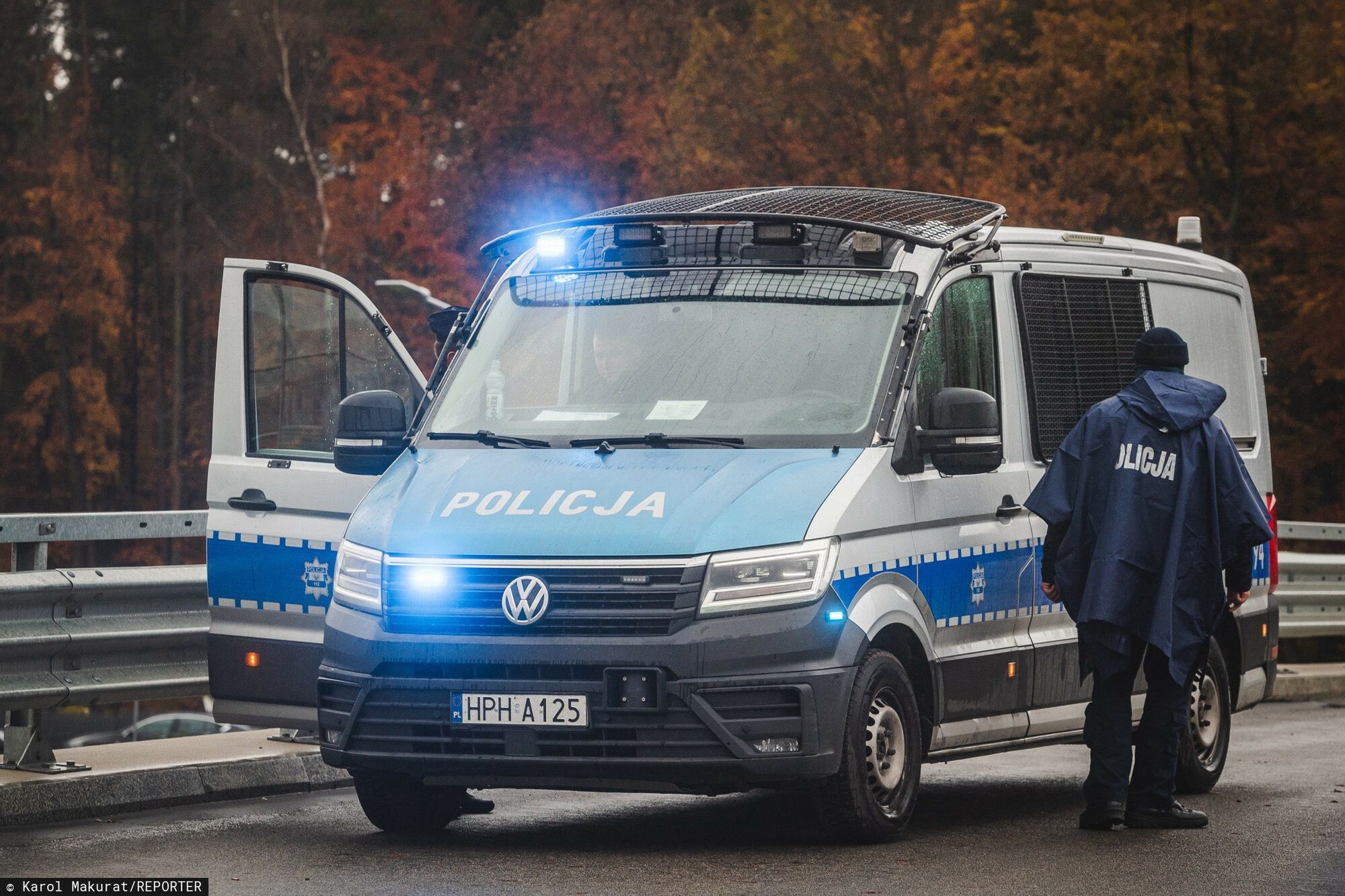 Fina? poszukiwa? Grzegorza Borysa
06.11.2023 Gdynia, Oblawa na Grzegorza Borysa. Odnaleziono zwkloki Grzegorza Borysa. Poszukiwanego za zabojstwie dziecka. Poszukiwany zostal znaleziony na mokradlach, pod jedna z wysp na stawie Lepusz. Fot. Karol Makurat/REPORTER
Karol Makurat/REPORTER