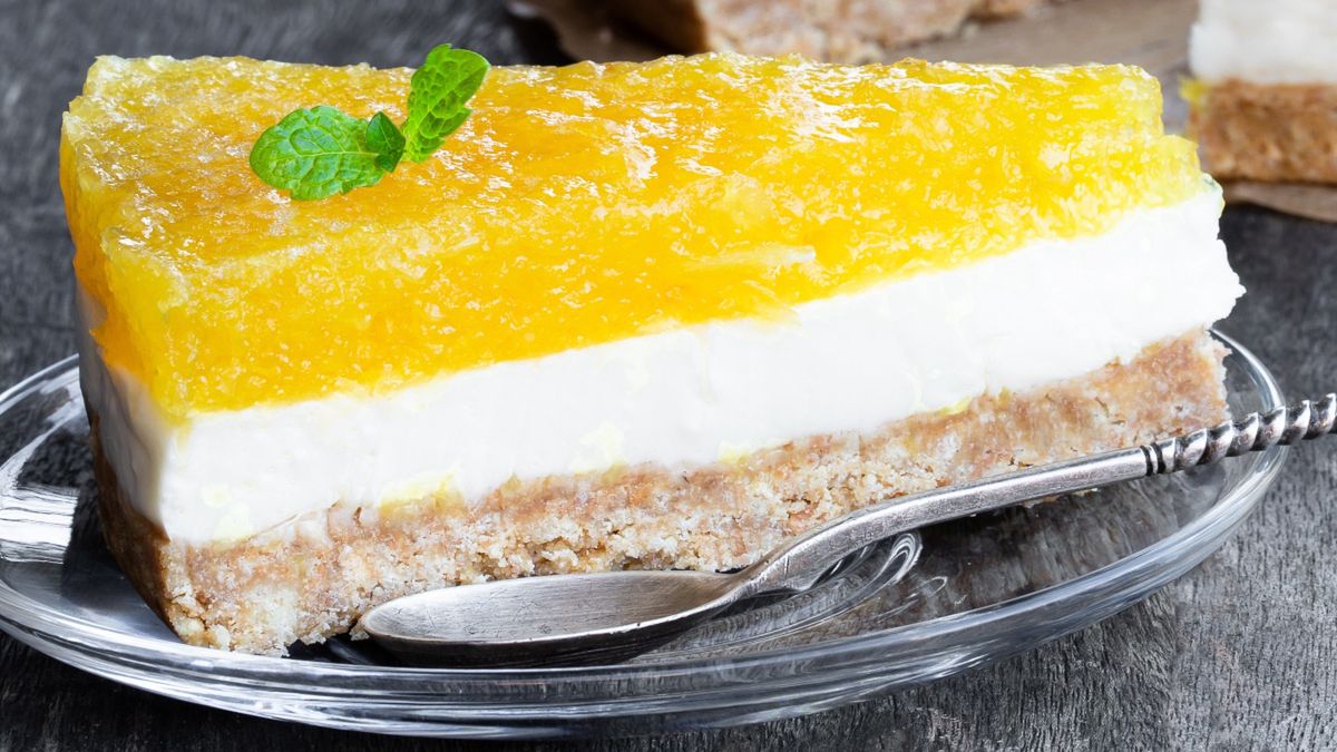 Deser na zimno z galaretką ananasową